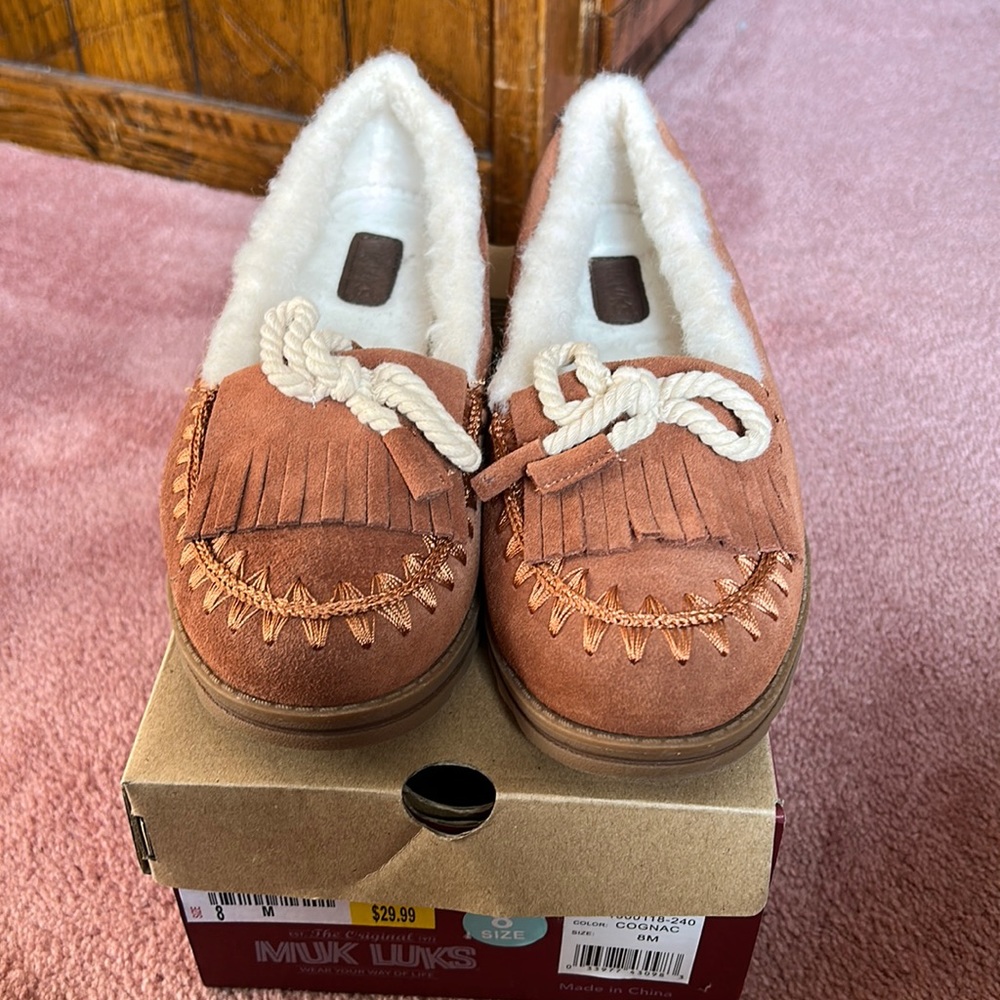 NWT Muk Luks Mocassins